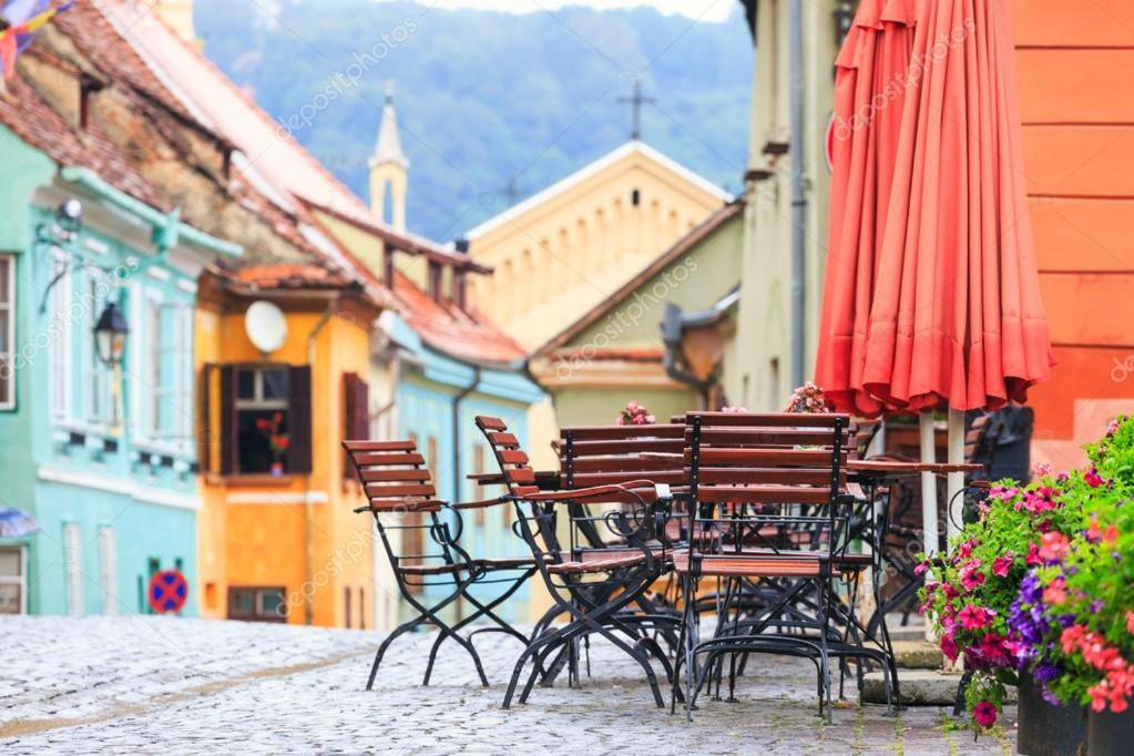 Select City Center Apartments Brasov Exterior photo